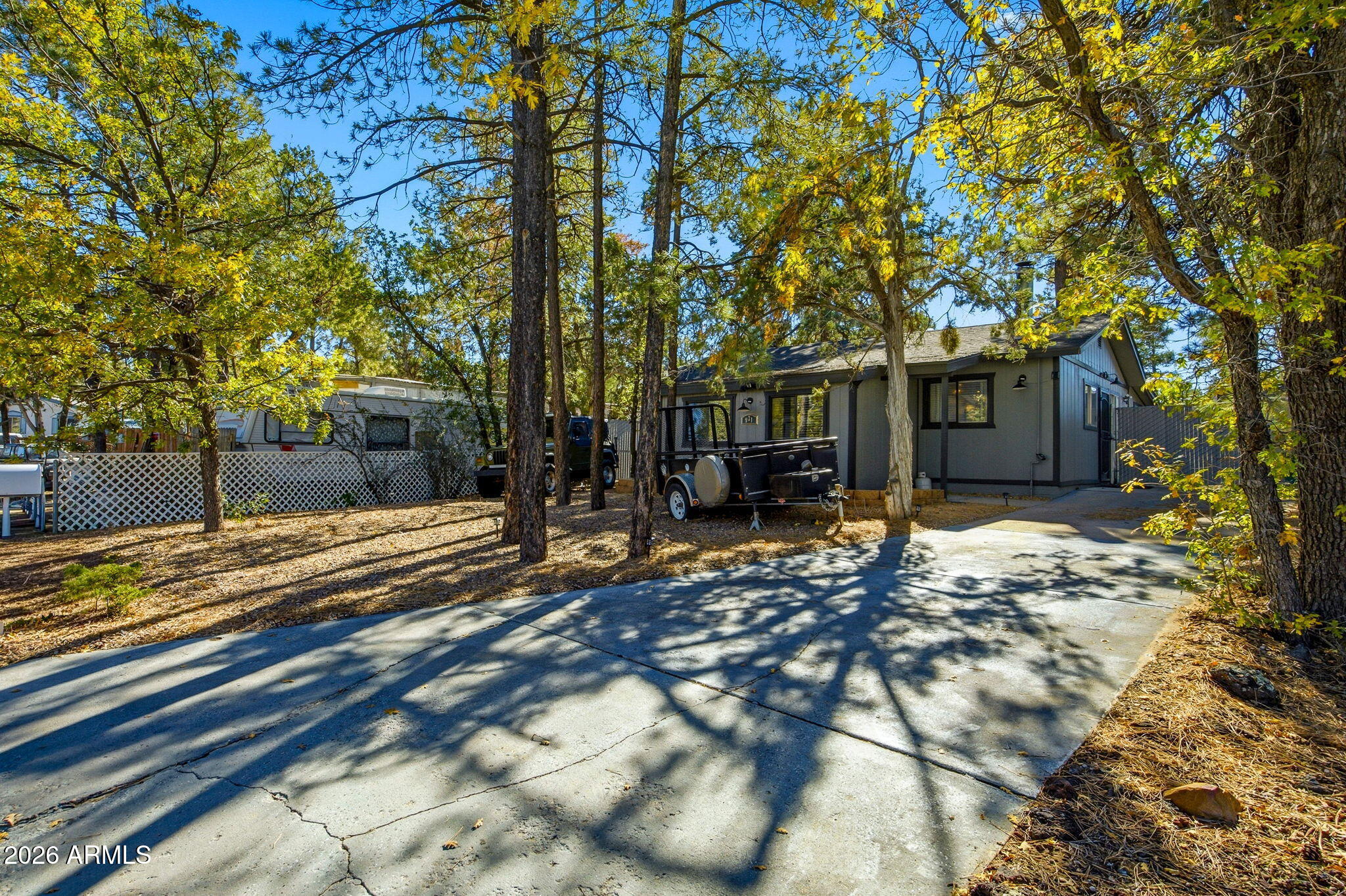 931 W LAXTON Road, Show Low, AZ 85901 — Photo 1 of 22