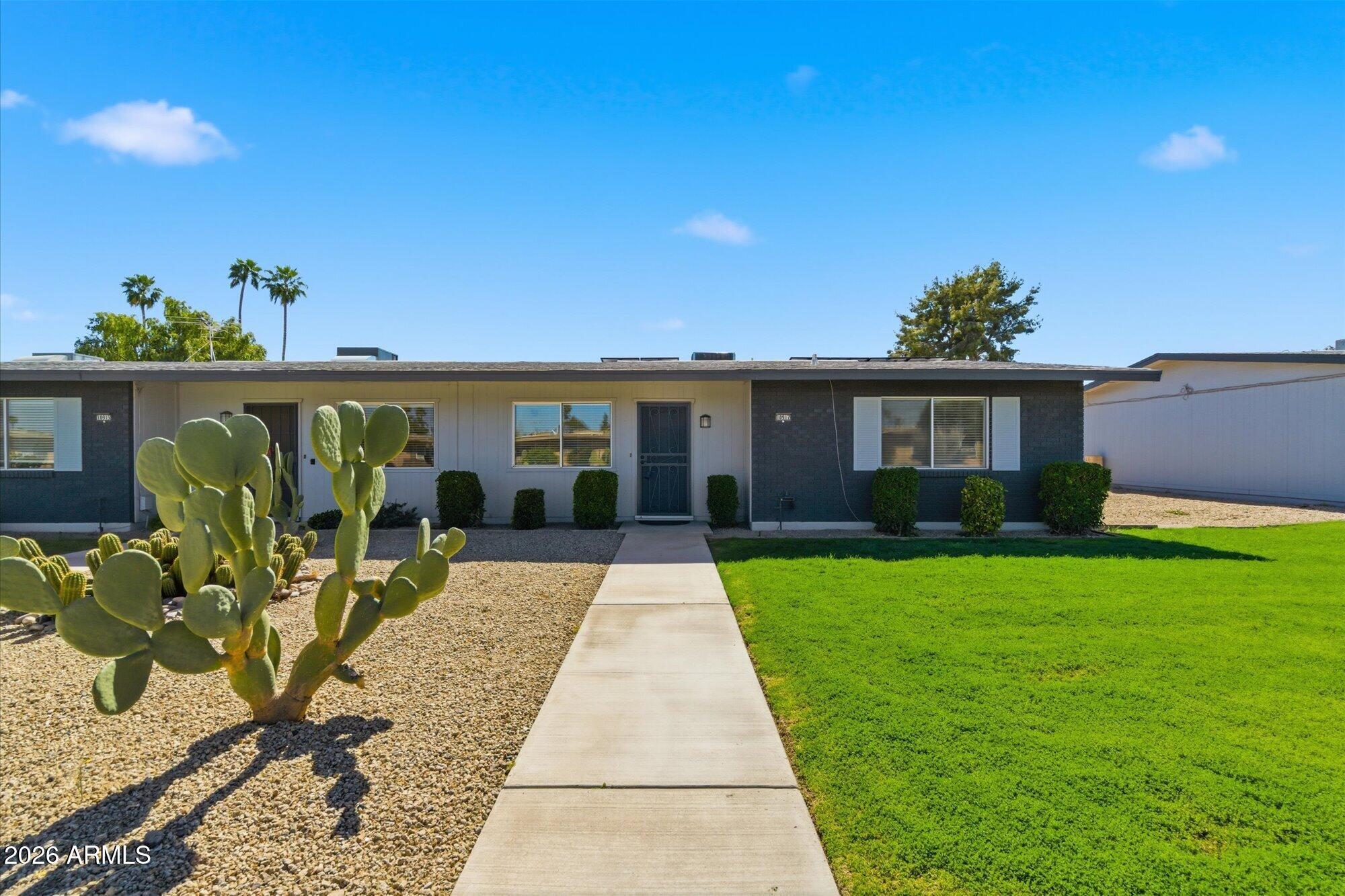 10917 W THUNDERBIRD Boulevard, Sun City, AZ 85351 — Photo 1 of 19