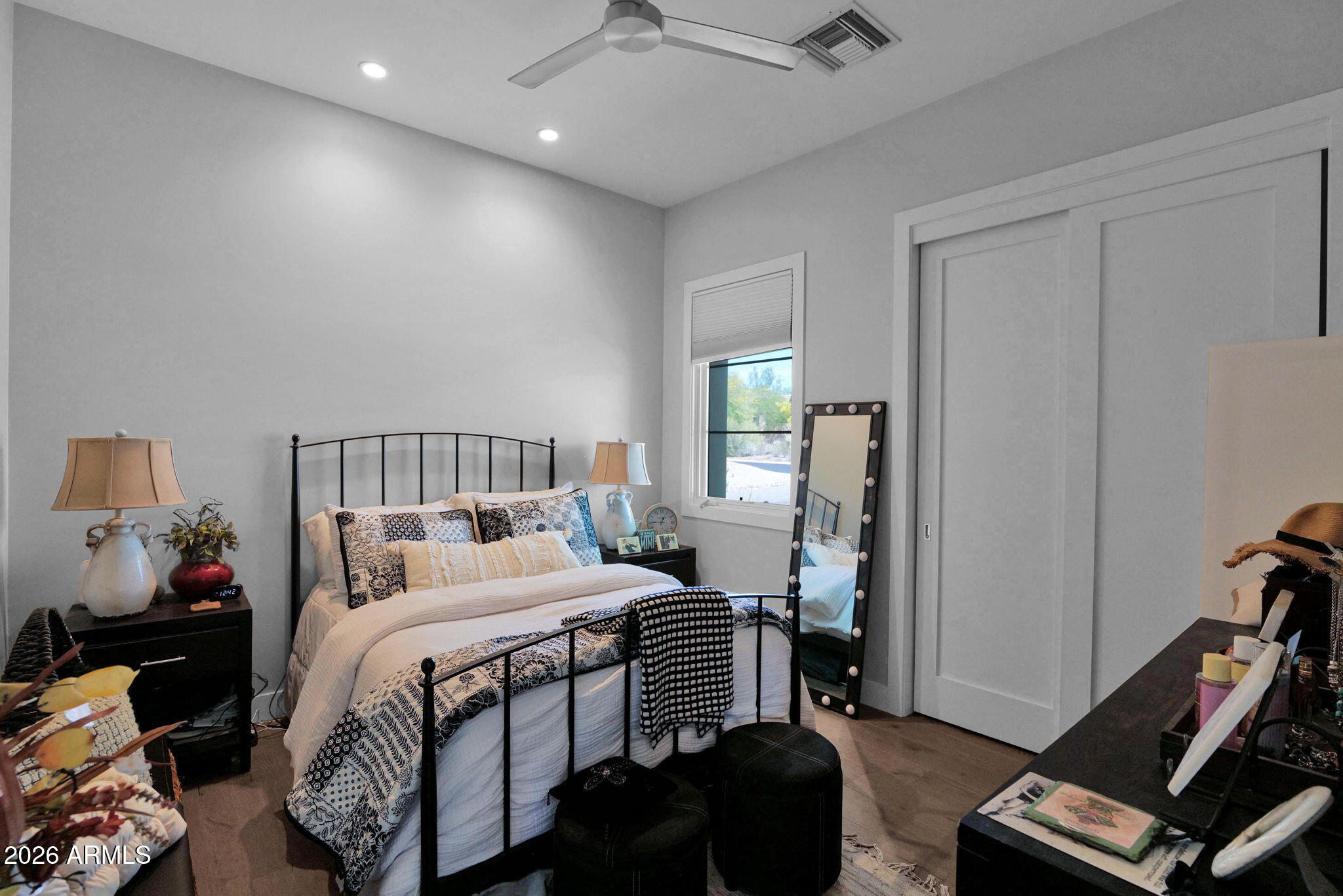 Thumbnail 63