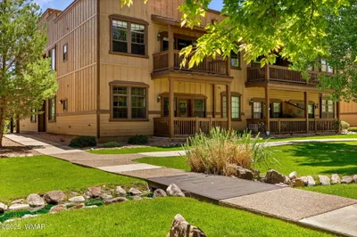 2391 Quarter Horse Trail 125, Overgaard, AZ 85933