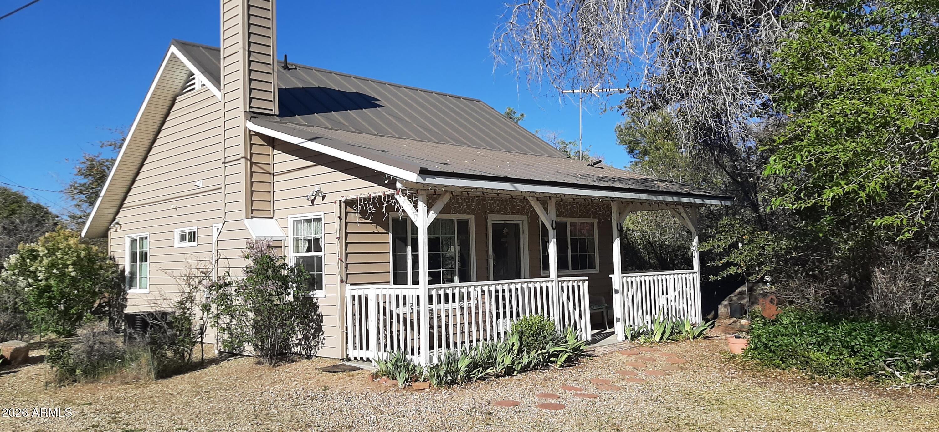 17520 W FOOTHILL Road, Yarnell, AZ 85362 — Photo 1 of 25