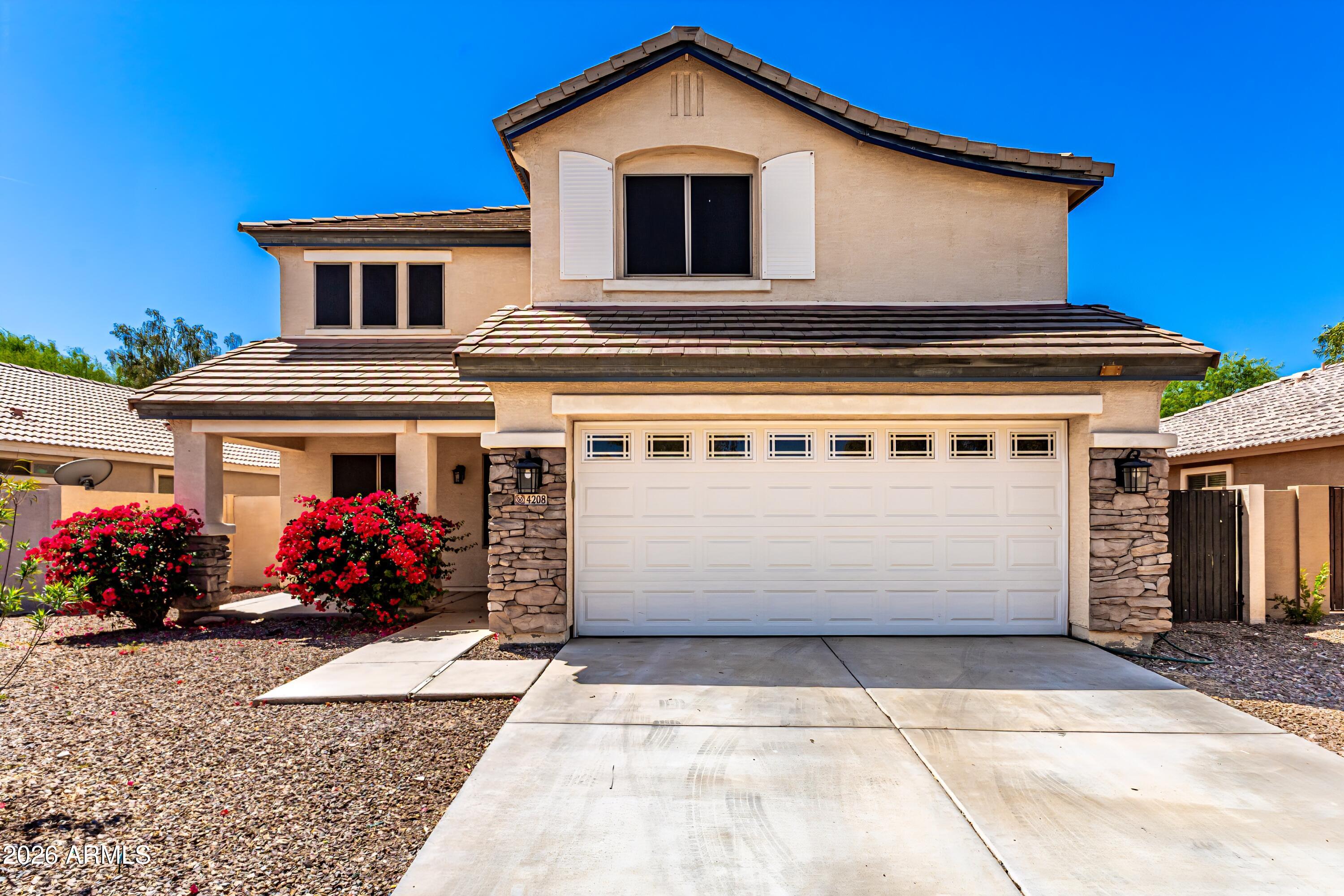 4208 S SAWMILL Road, Gilbert, AZ 85297 — Photo 1 of 46