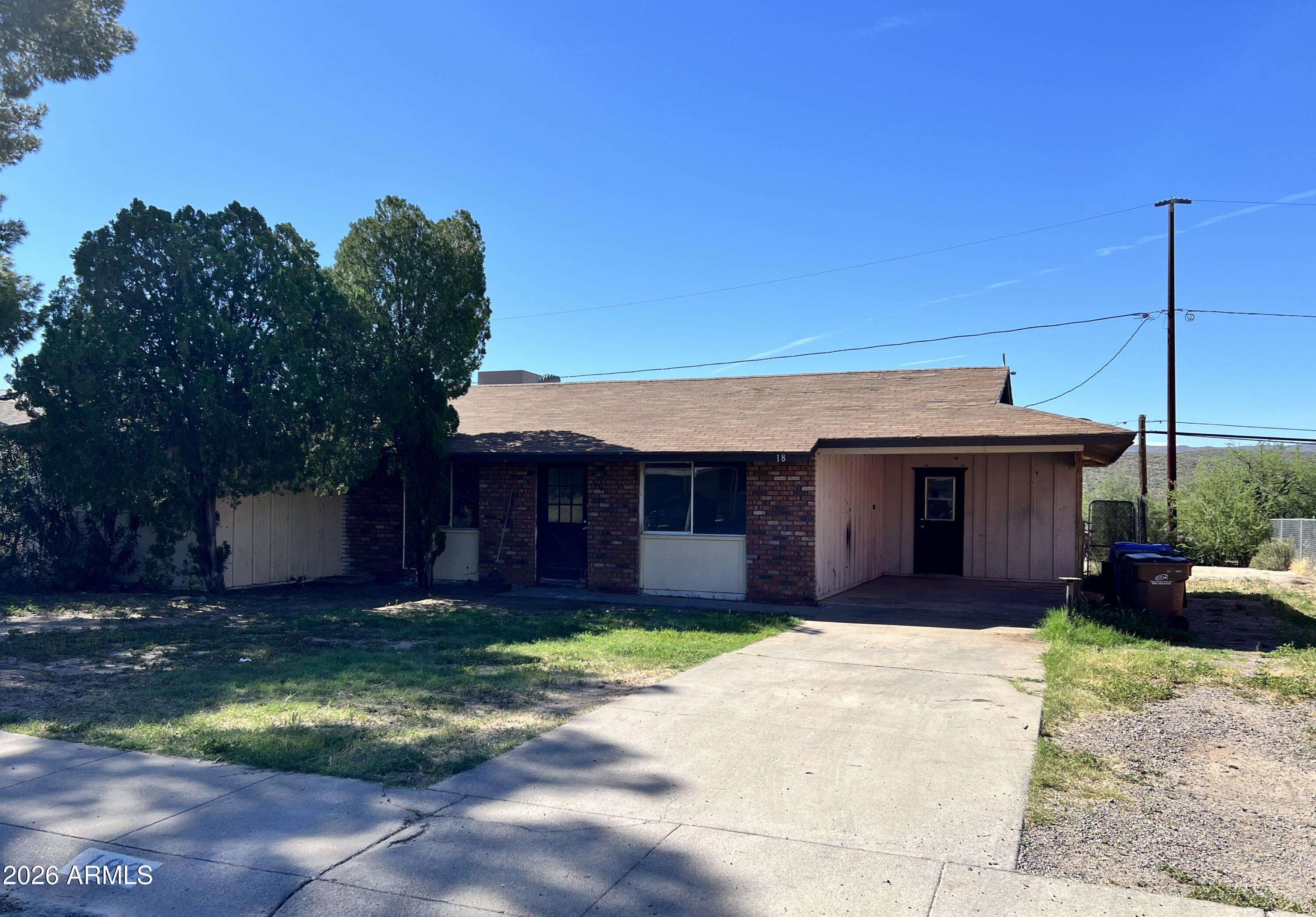 183 W JAMESTOWN Road, Kearny, AZ 85137 — Photo 1 of 12