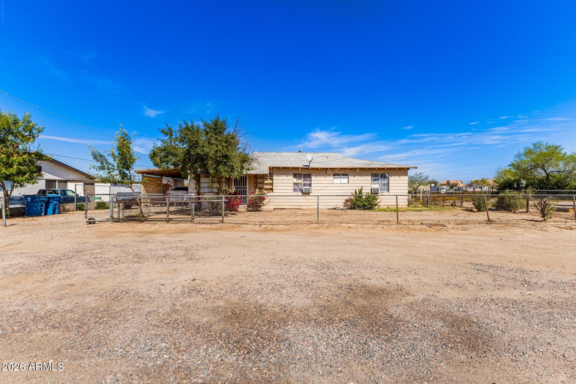 3802 W ALTA VISTA Road, Phoenix, AZ 85041 — Photo 1 of 22