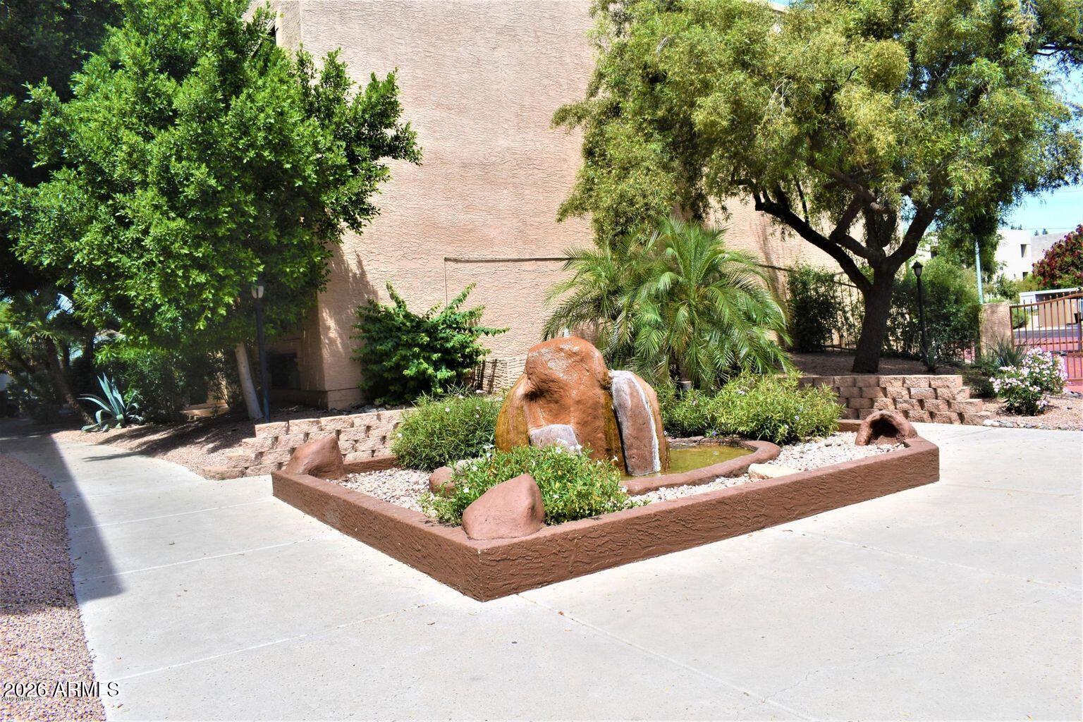 Thumbnail 38