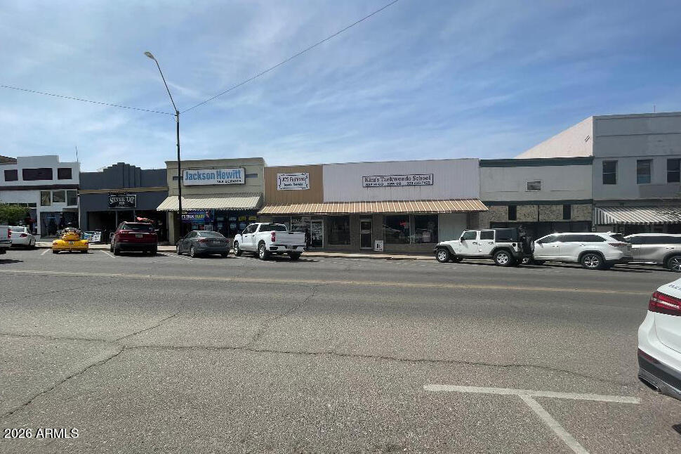254 N BROAD Street, Globe, AZ 85501 — Photo 1 of 21