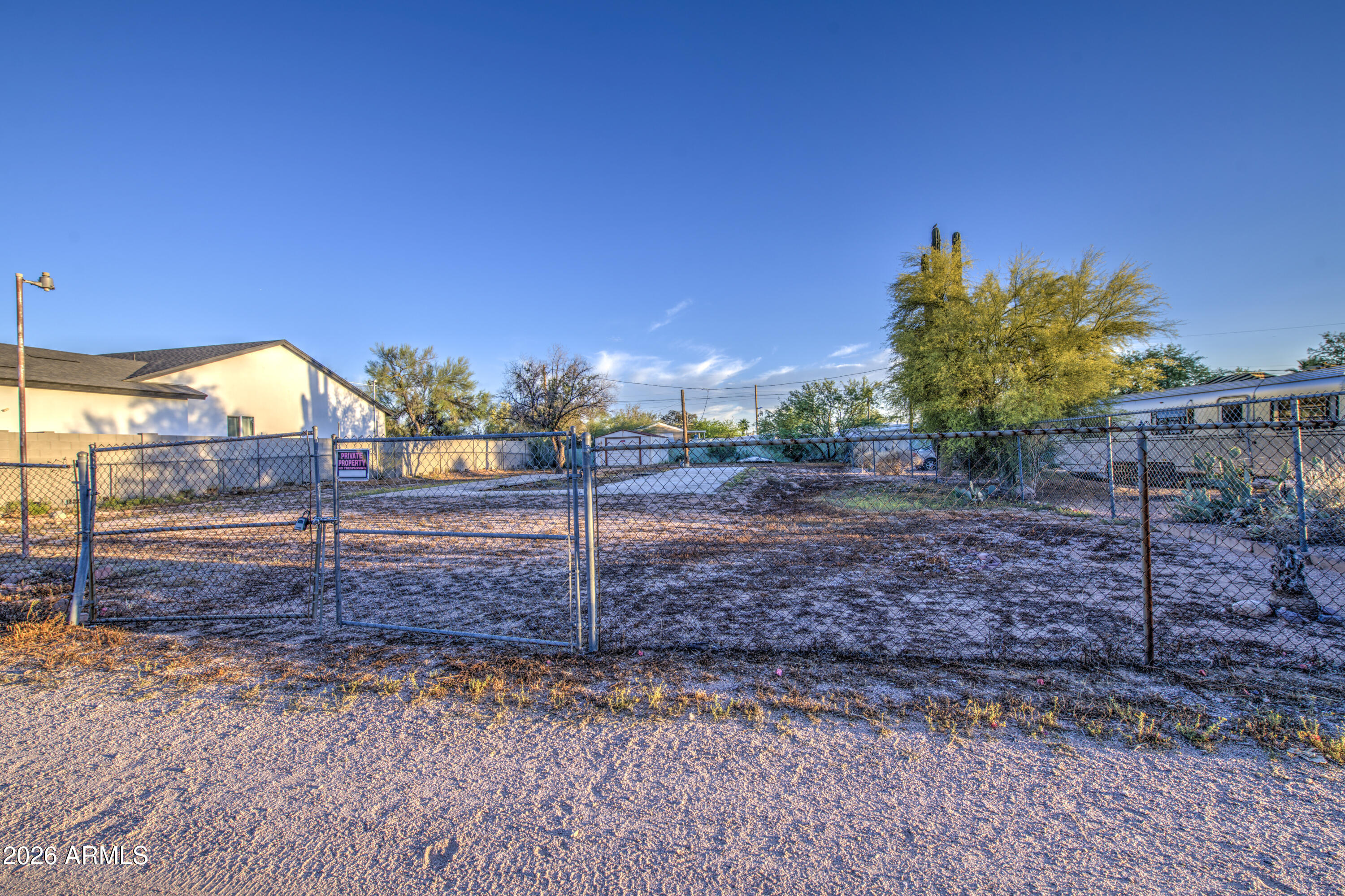 951 N WARNER Drive NA, Apache Junction, AZ 85120 — Photo 1 of 4