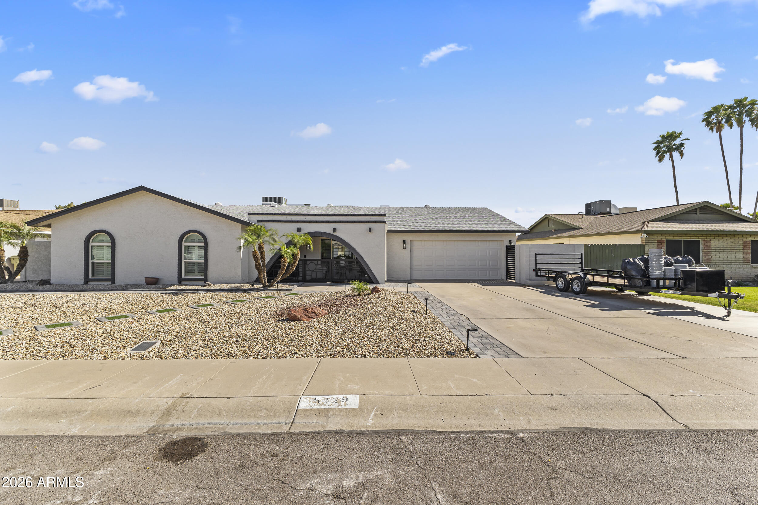 5129 W ECHO Lane, Glendale, AZ 85302 — Photo 1 of 19