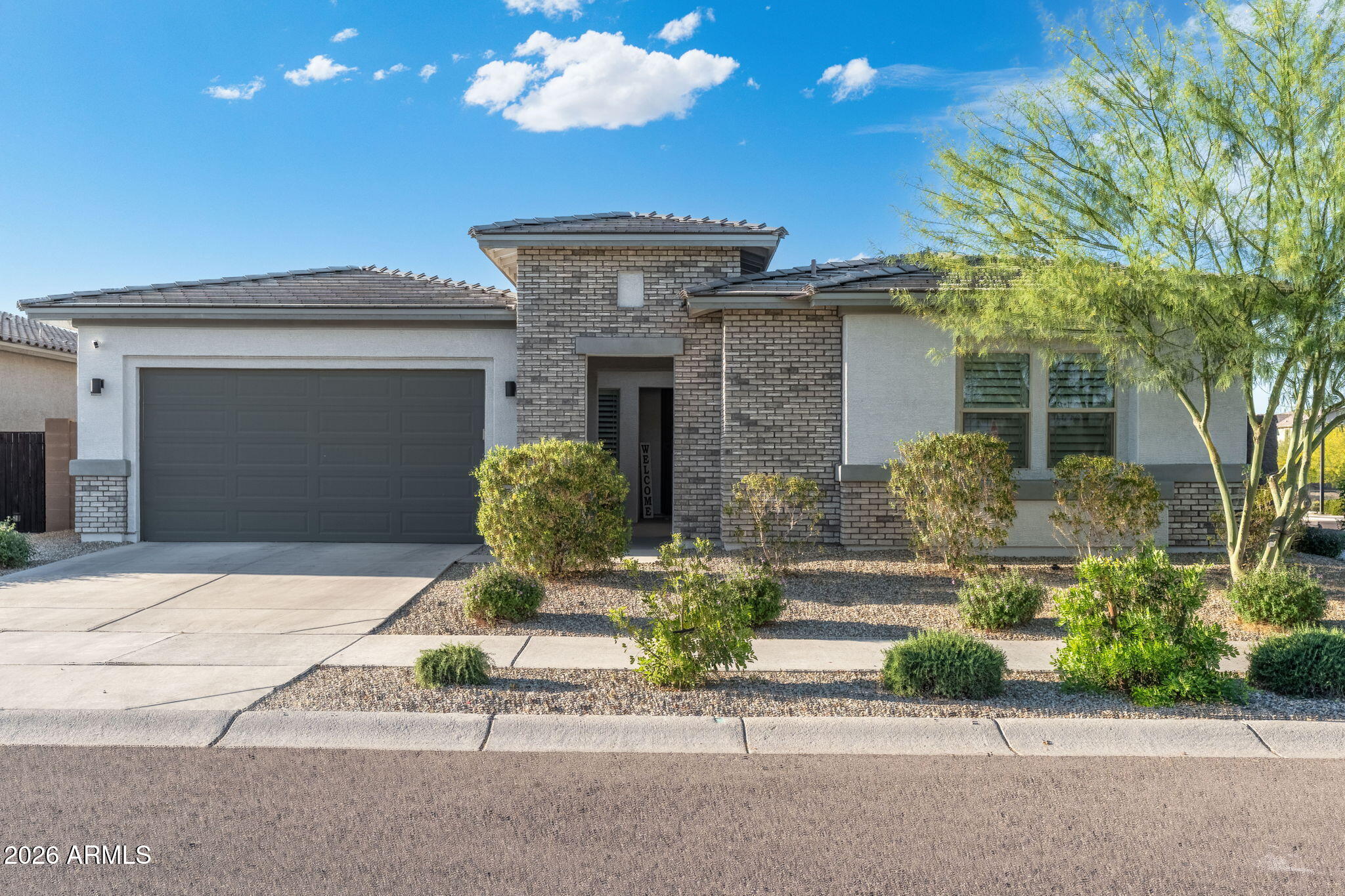 14195 W GRAY FOX Trail, Surprise, AZ 85387 — Photo 1 of 41