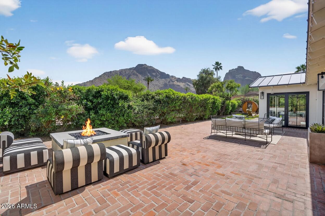 5525 E LINCOLN Drive 104, Paradise Valley, AZ 85253 — Photo 1 of 48