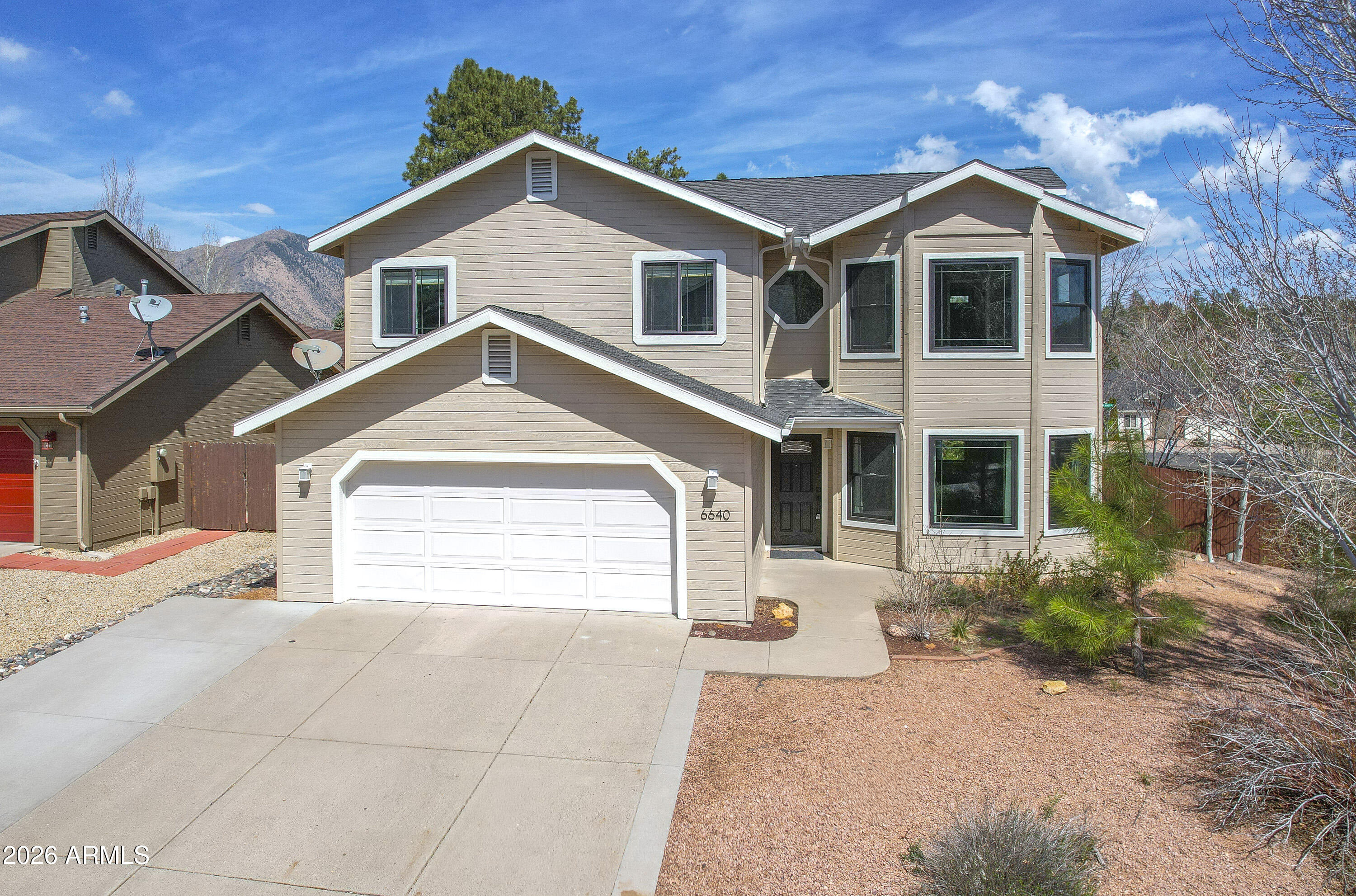 6640 E EAGLE CREST Drive, Flagstaff, AZ 86004 — Photo 1 of 26