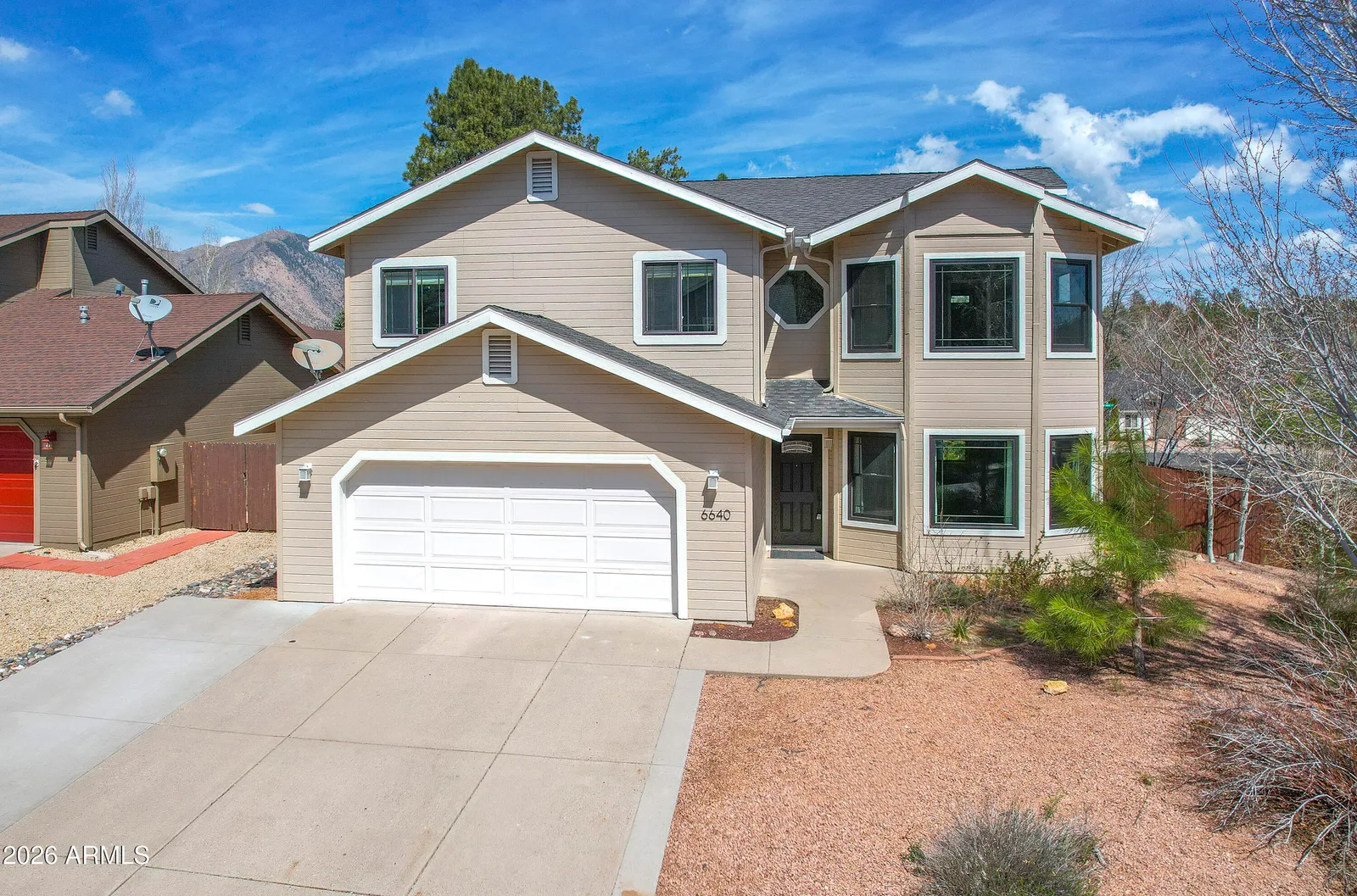 6640 E EAGLE CREST Drive, Flagstaff, AZ 86004 — Photo 1 of 26