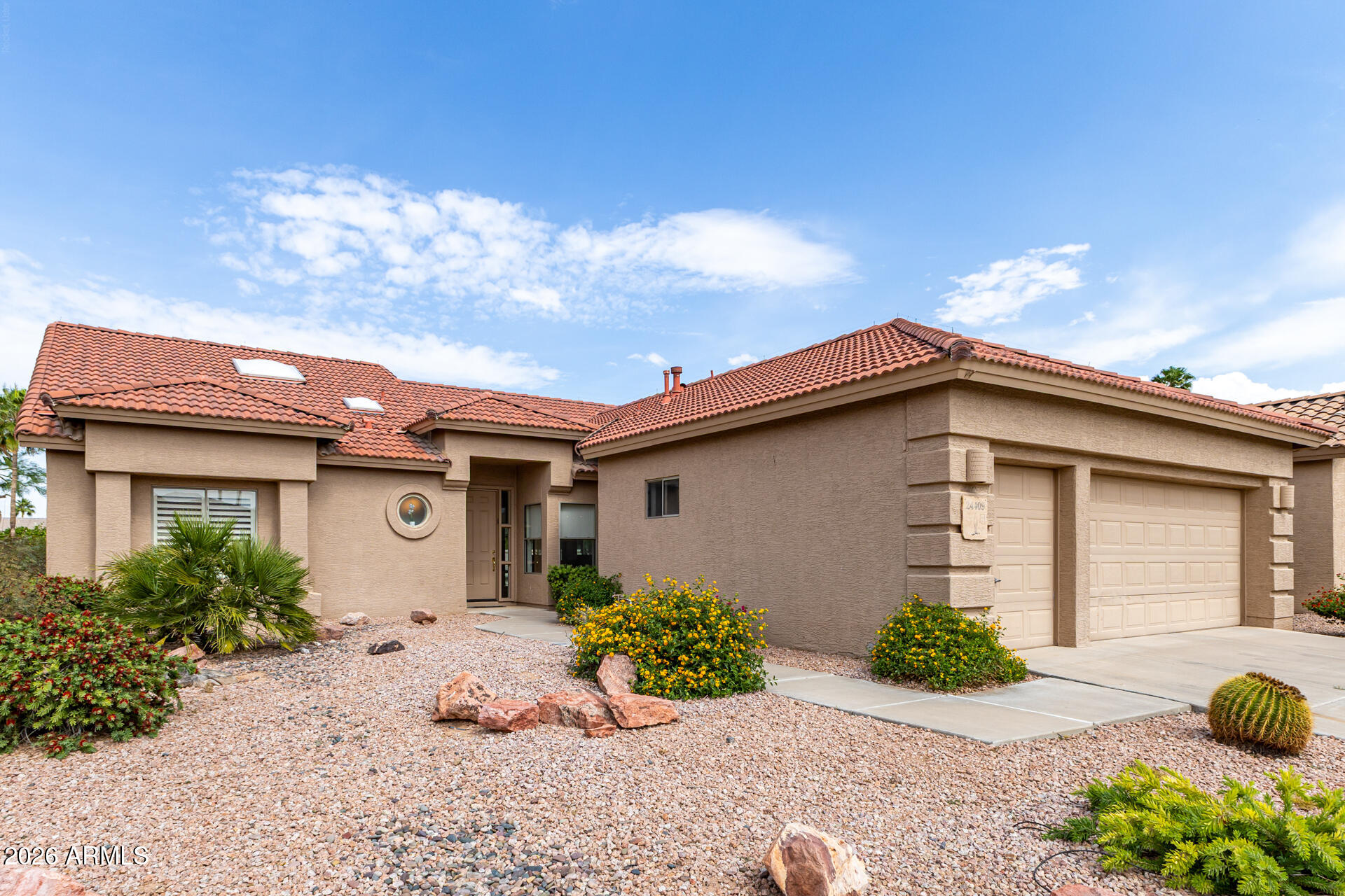 24409 S SUNBROOK Drive, Sun Lakes, AZ 85248 — Photo 1 of 38