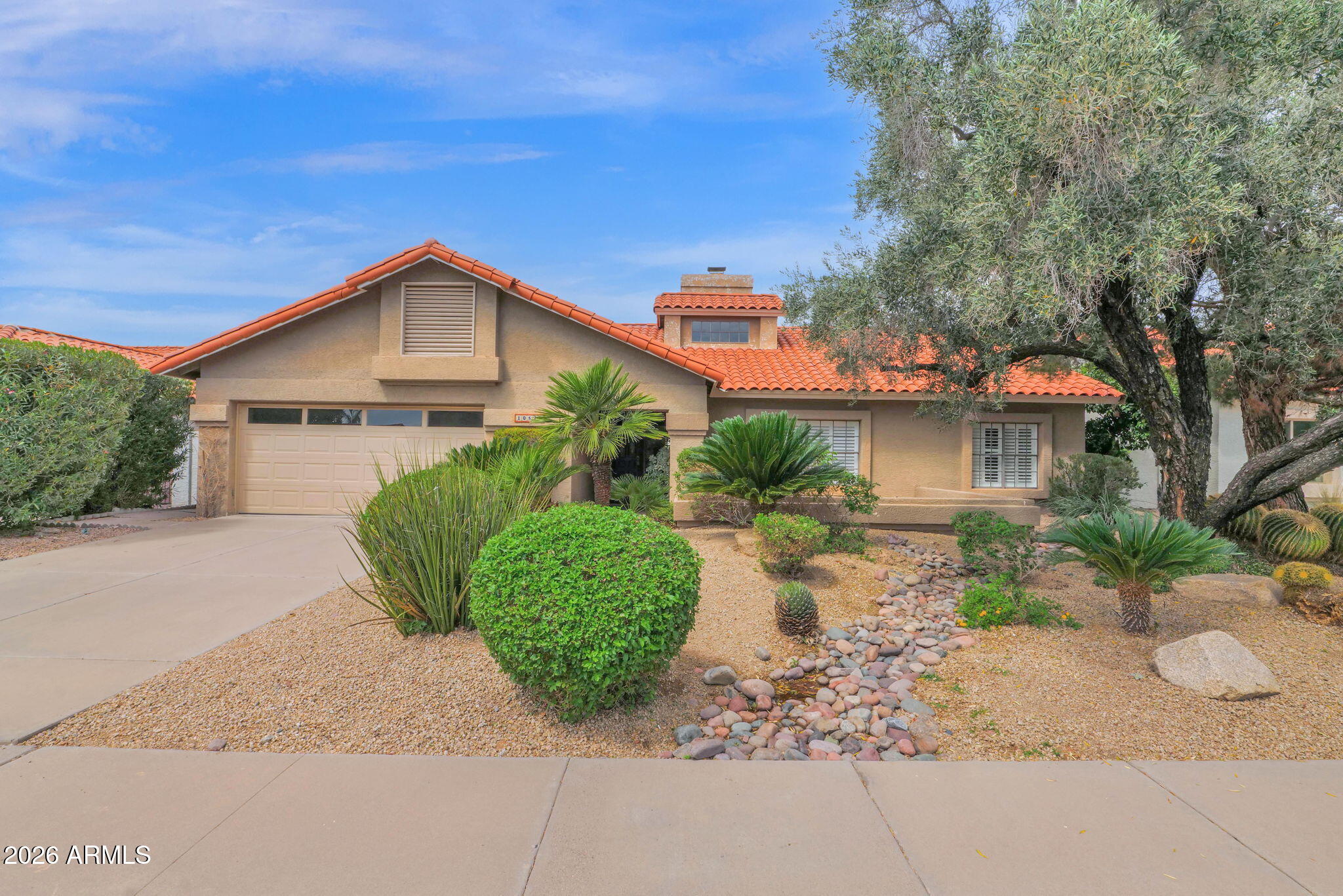 10570 E SAN SALVADOR Drive, Scottsdale, AZ 85258 — Photo 1 of 39