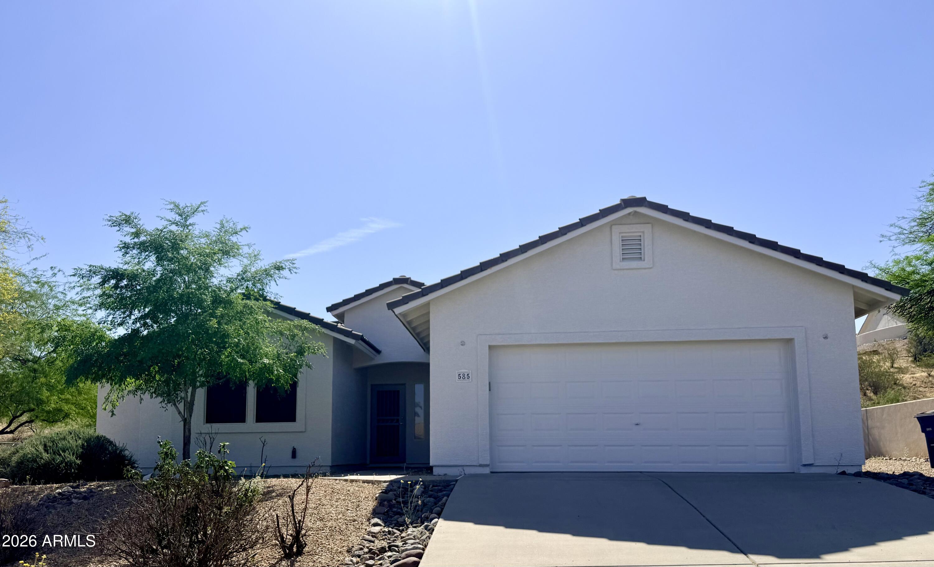 585 S LINCOLN Street, Wickenburg, AZ 85390 — Photo 1 of 26