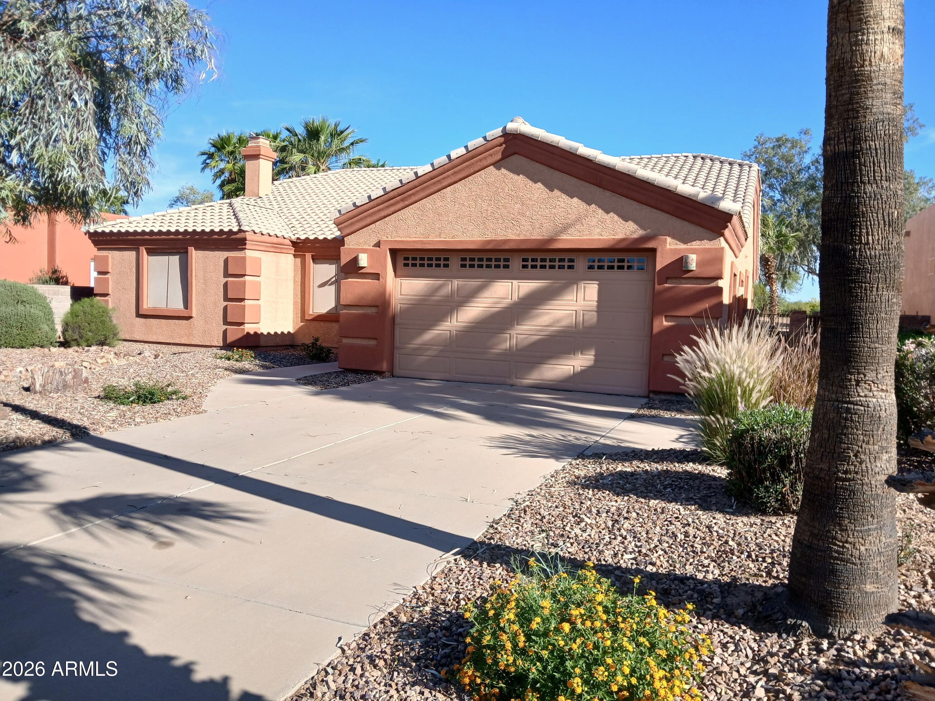 880 W SAINT ANDREWS Drive, Casa Grande, AZ 85122 — Photo 1 of 37