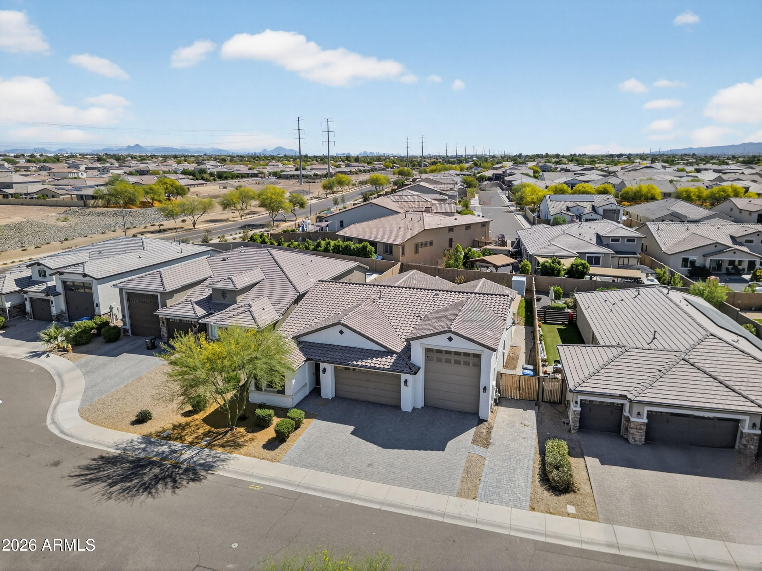 3613 S 78TH Avenue, Phoenix, AZ 85043 — Photo 1 of 54