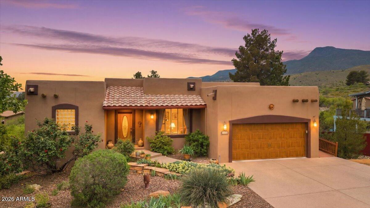 1061 LANNY Lane, Clarkdale, AZ 86324 — Photo 1 of 45