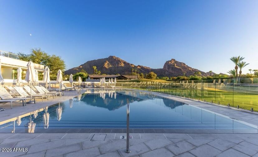 5455 E LINCOLN Drive 2001, Paradise Valley, AZ 85253 — Photo 1 of 16