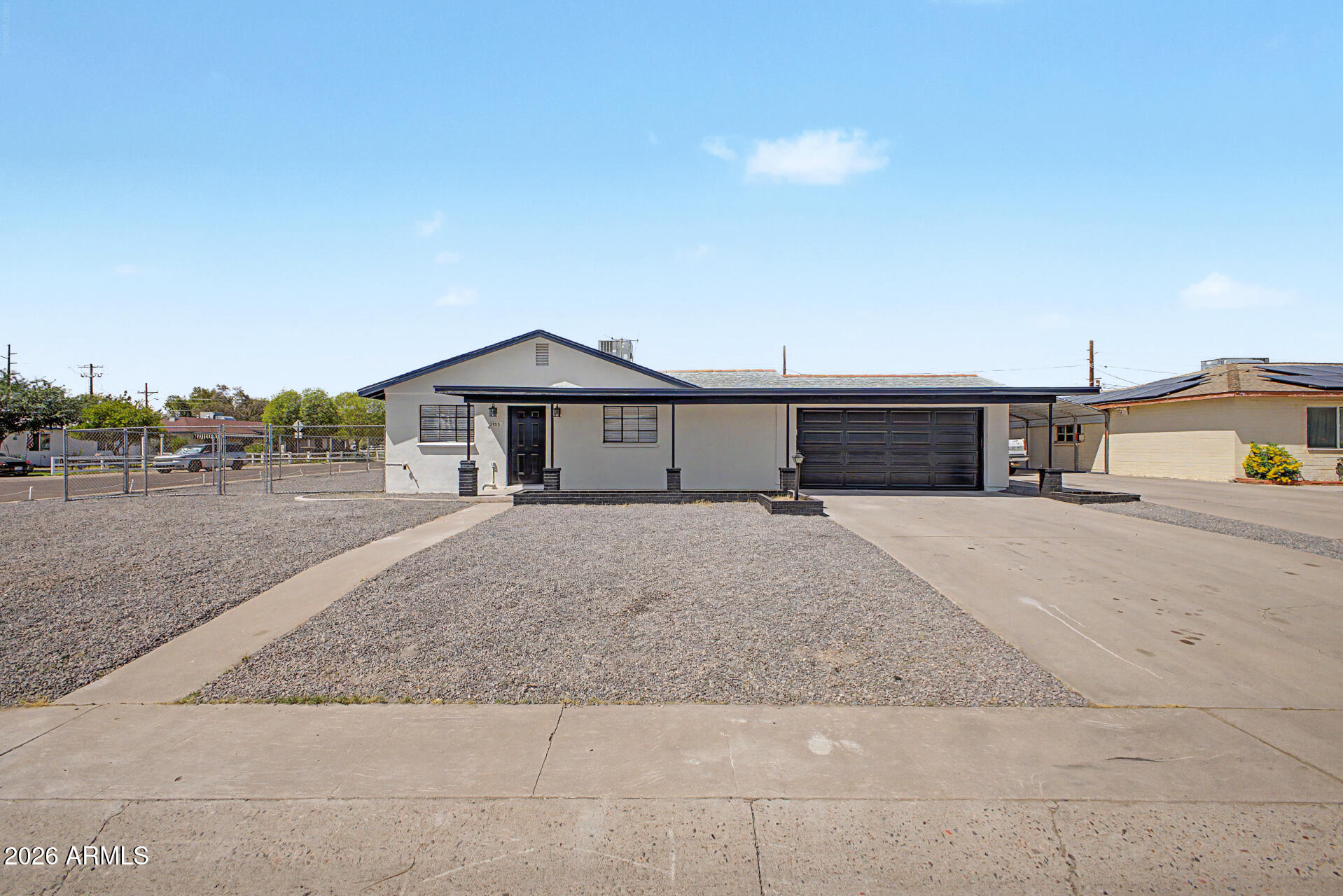5702 N 22ND Drive, Phoenix, AZ 85015 — Photo 1 of 25