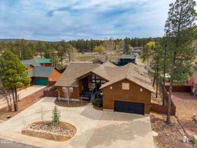 2131 S Woodland Hills Lane, Pinetop, AZ 85935