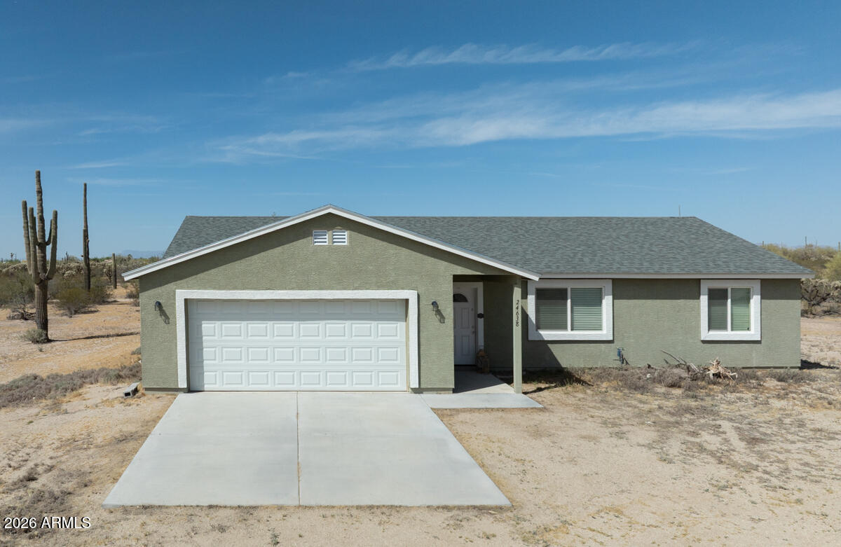 24638 E BARTLETT Road, Florence, AZ 85132 — Photo 1 of 21