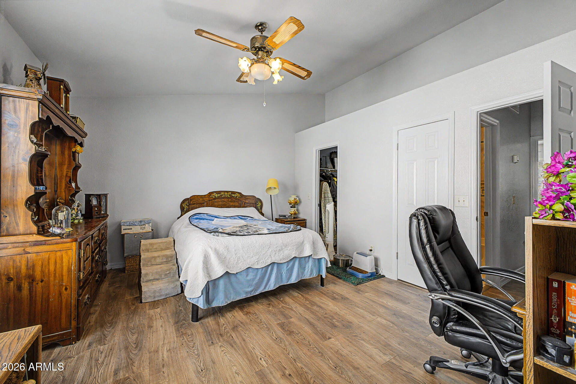 Thumbnail 12