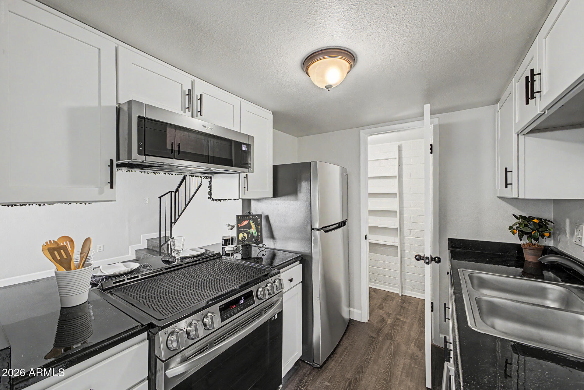 600 S DOBSON Road 177, Mesa, AZ 85202 — Photo 1 of 24