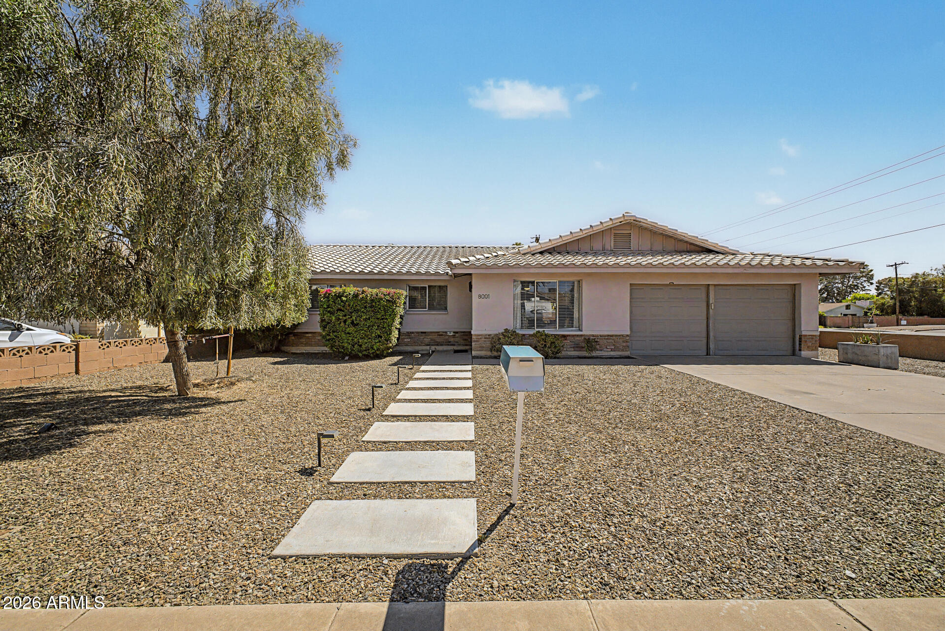 8001 N 17TH Drive, Phoenix, AZ 85021 — Photo 1 of 36