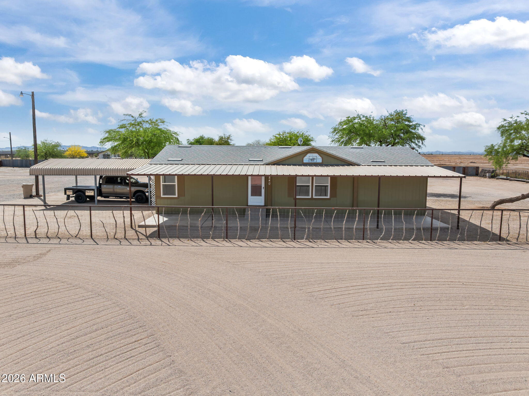 840 N SUNSHINE Boulevard, Casa Grande, AZ 85194 — Photo 1 of 49