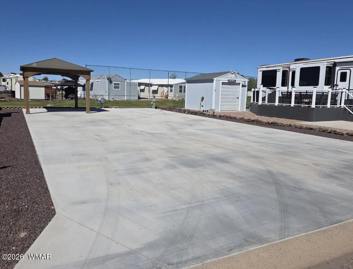8288 Lake Shore Drive, 296, Show Low, AZ 85901 — Photo 1 of 8