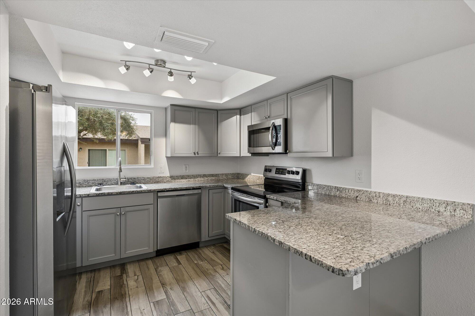 4619 W CONTINENTAL Drive, Glendale, AZ 85308 — Photo 1 of 17