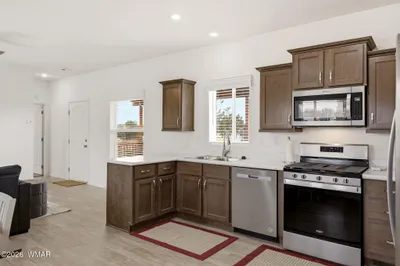 8581 Jackrabbit Drive, Show Low, AZ 85901