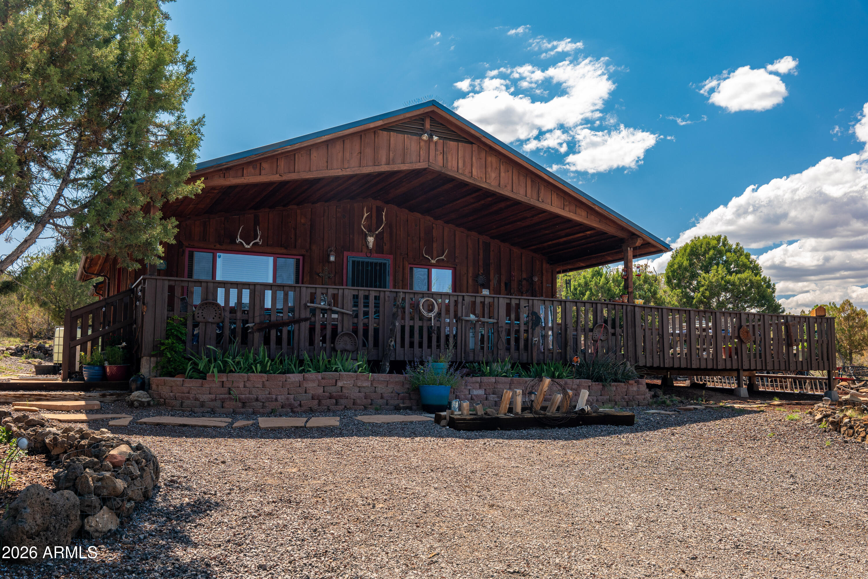 42320 N WALK ABOUT Trail, Seligman, AZ 86337 — Photo 1 of 69
