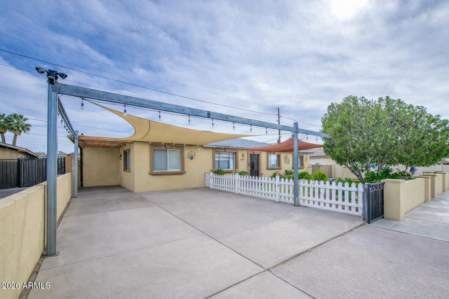 3107 W MONTEBELLO Avenue, Phoenix, AZ 85017 — Photo 1 of 34