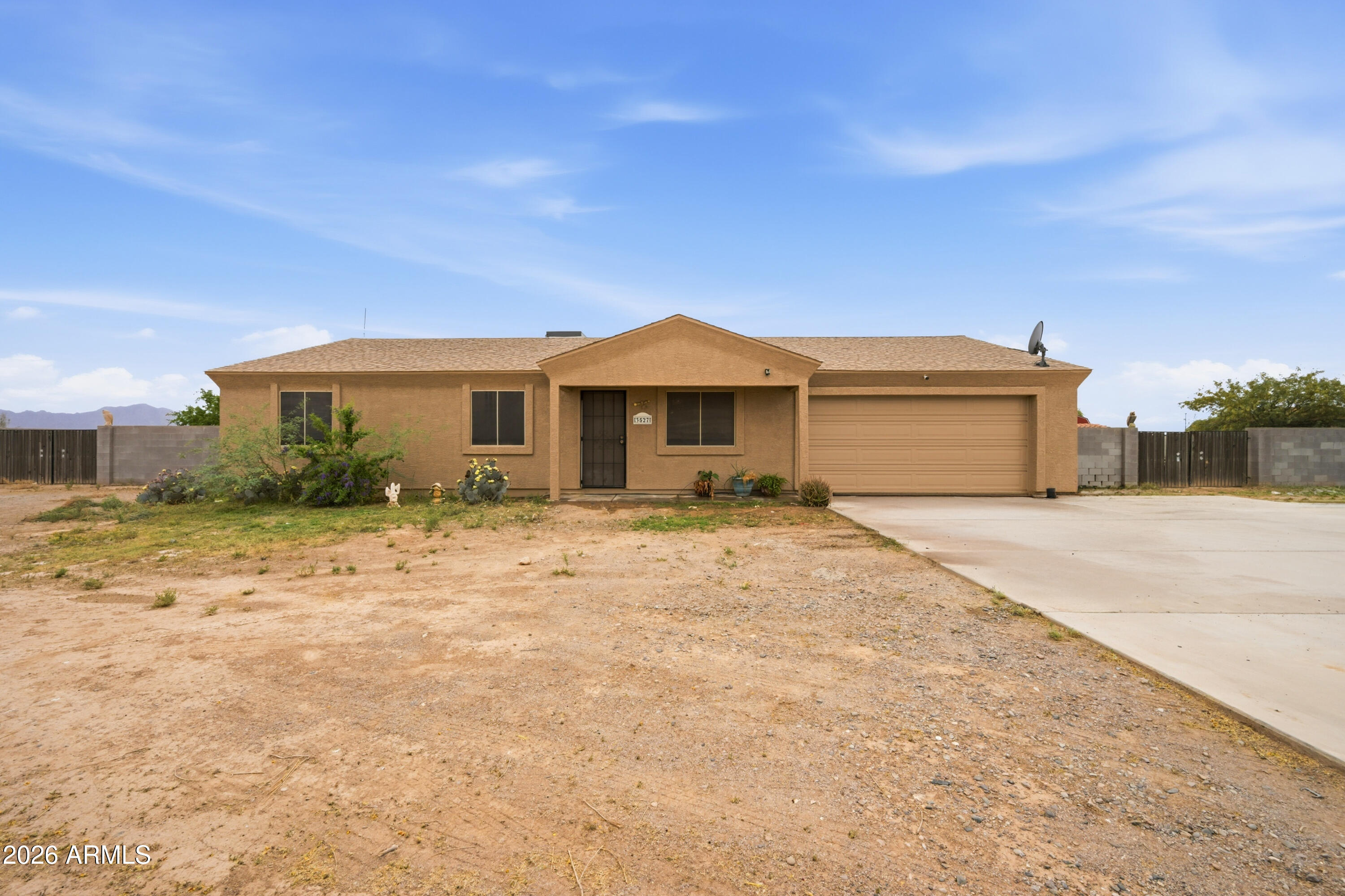 3527 E BATTEN Road, Eloy, AZ 85131 — Photo 1 of 17