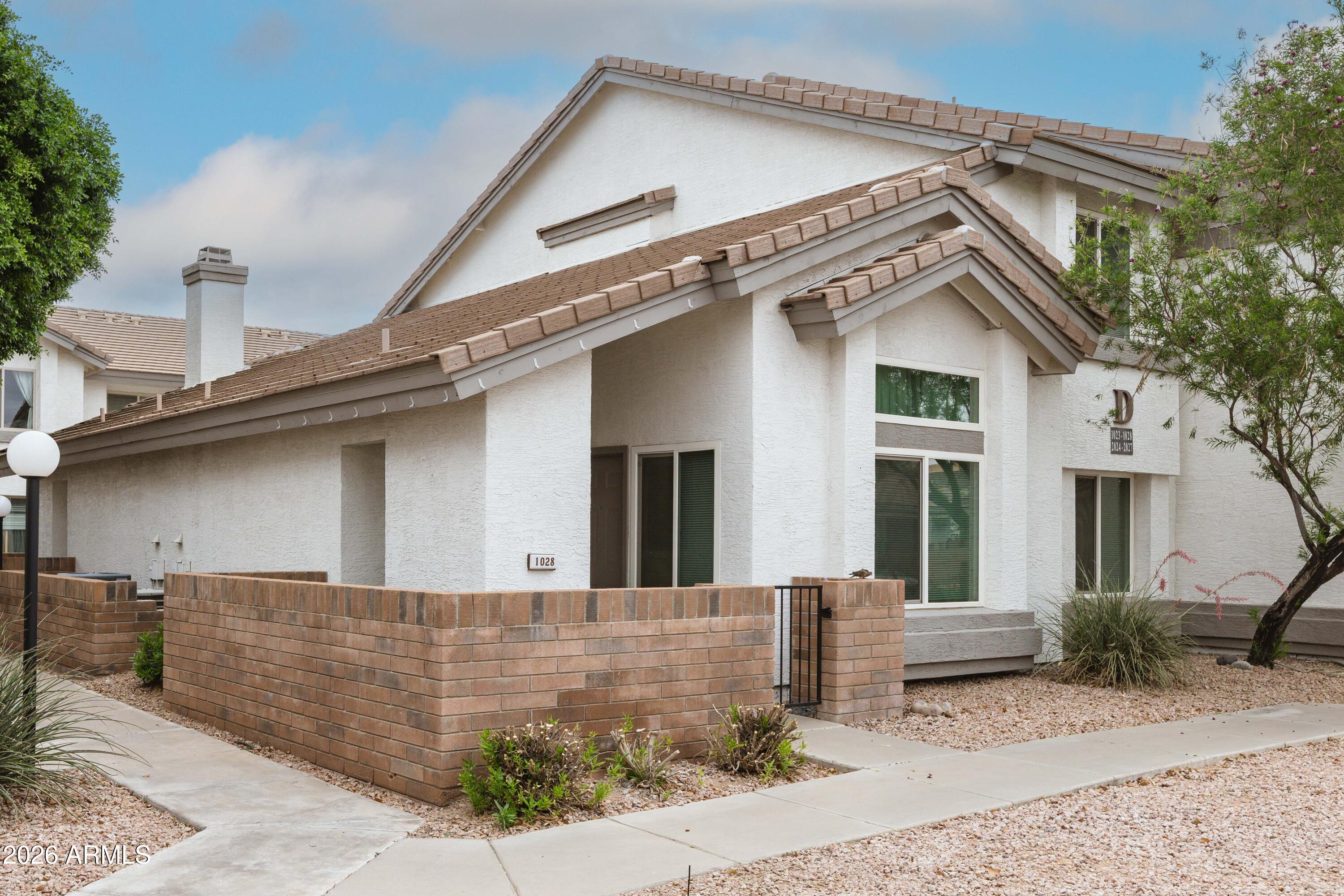 2201 N COMANCHE Drive 1028, Chandler, AZ 85224 — Photo 1 of 23