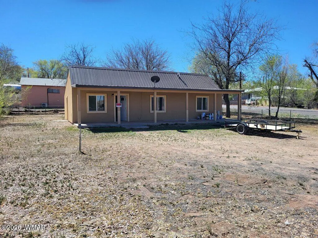 290 S 1St, St. Johns, AZ 85936 — Photo 1 of 9