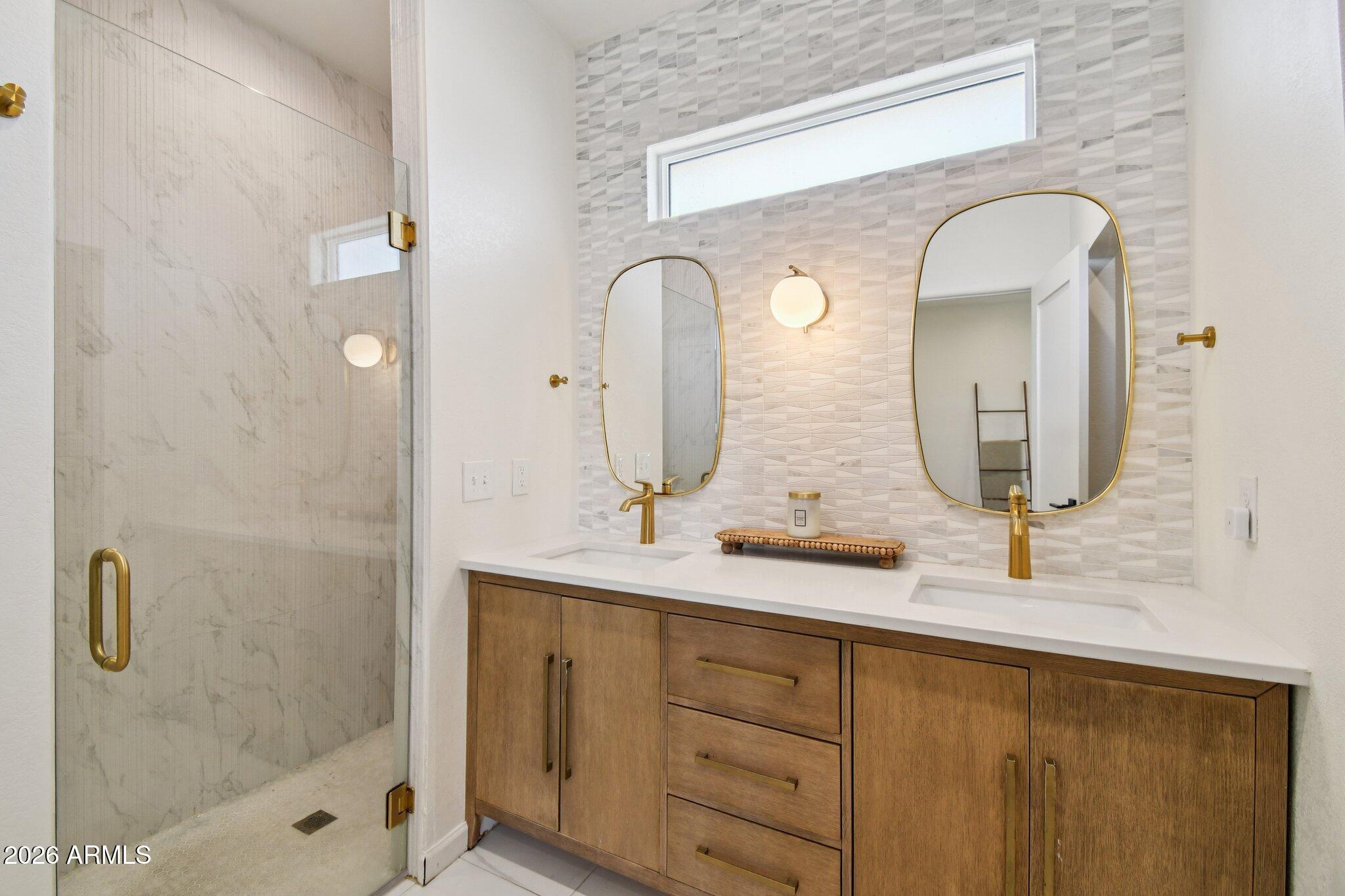 Thumbnail 25