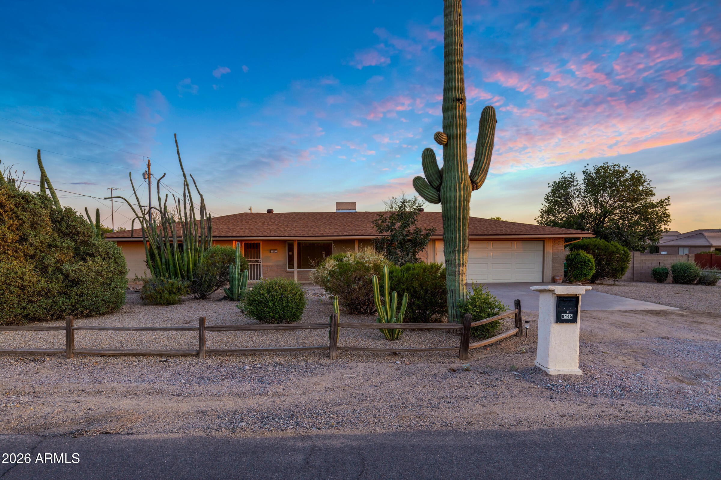 8445 E CULVER Street, Mesa, AZ 85207 — Photo 1 of 38