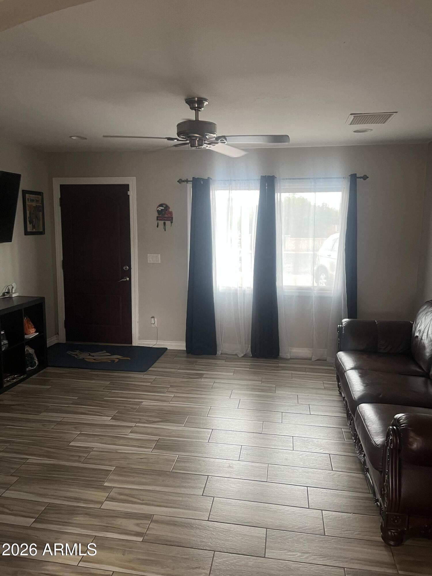 8226 W MONTECITO Avenue, Phoenix, AZ 85033 — Photo 1 of 7