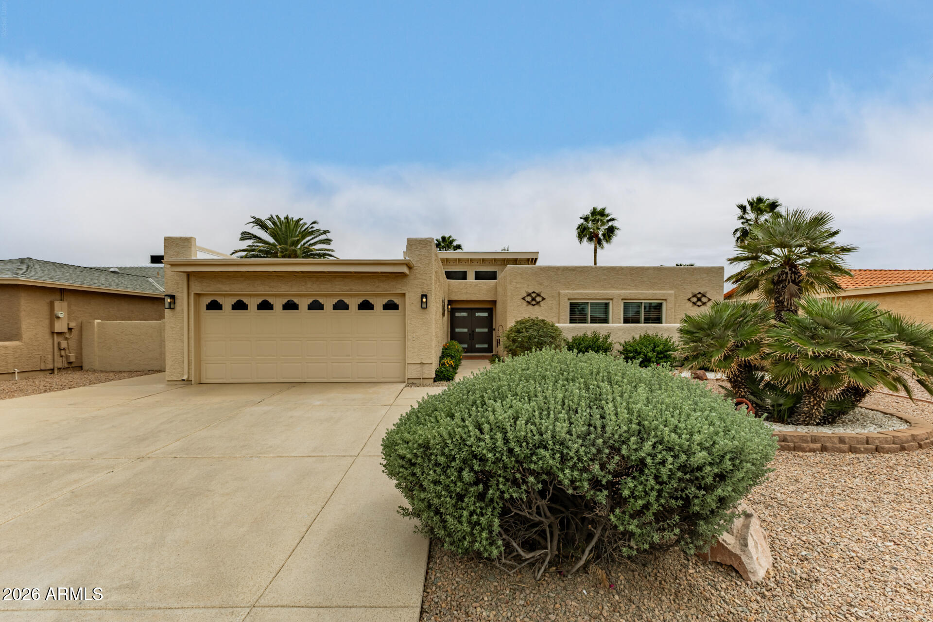 10225 E SPRING CREEK Road, Sun Lakes, AZ 85248 — Photo 1 of 36
