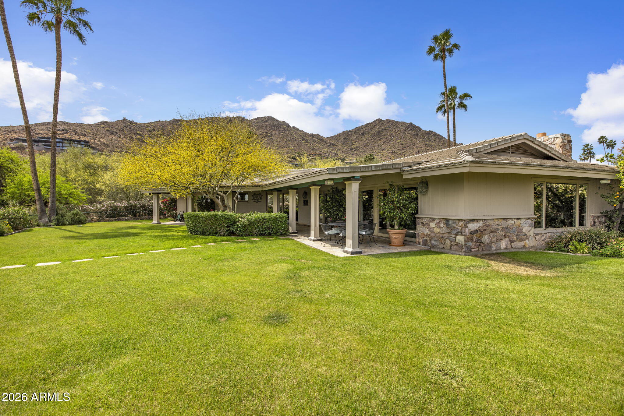6221 E SAGE Drive, Paradise Valley, AZ 85253 — Photo 1 of 82