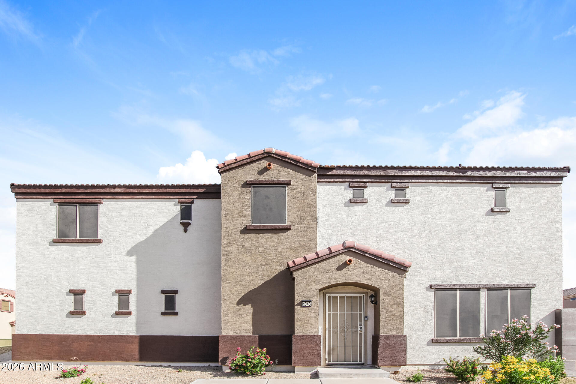 1346 E DUNBAR Drive, Phoenix, AZ 85042 — Photo 1 of 22