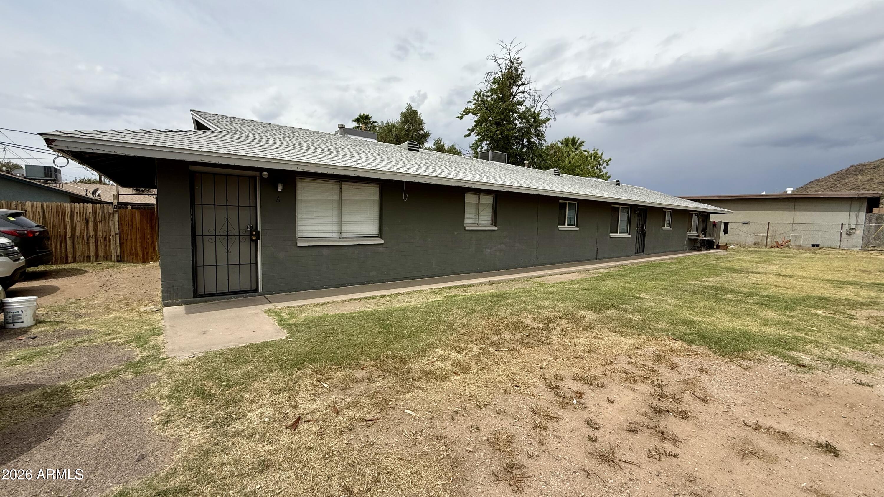 1638 W DESERT COVE Avenue W b, Phoenix, AZ 85029 — Photo 1 of 16