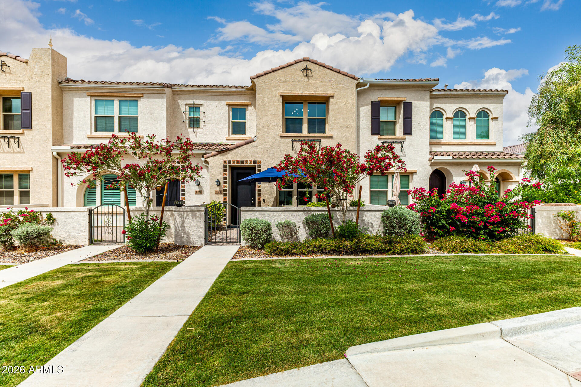 4077 S SABRINA Drive 121, Chandler, AZ 85248 — Photo 1 of 44