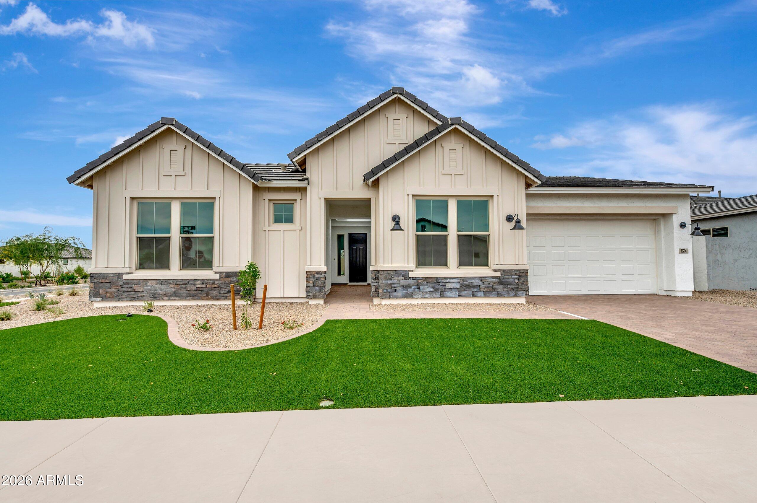 1128 W J WALTZ Way, Apache Junction, AZ 85120 — Photo 1 of 51