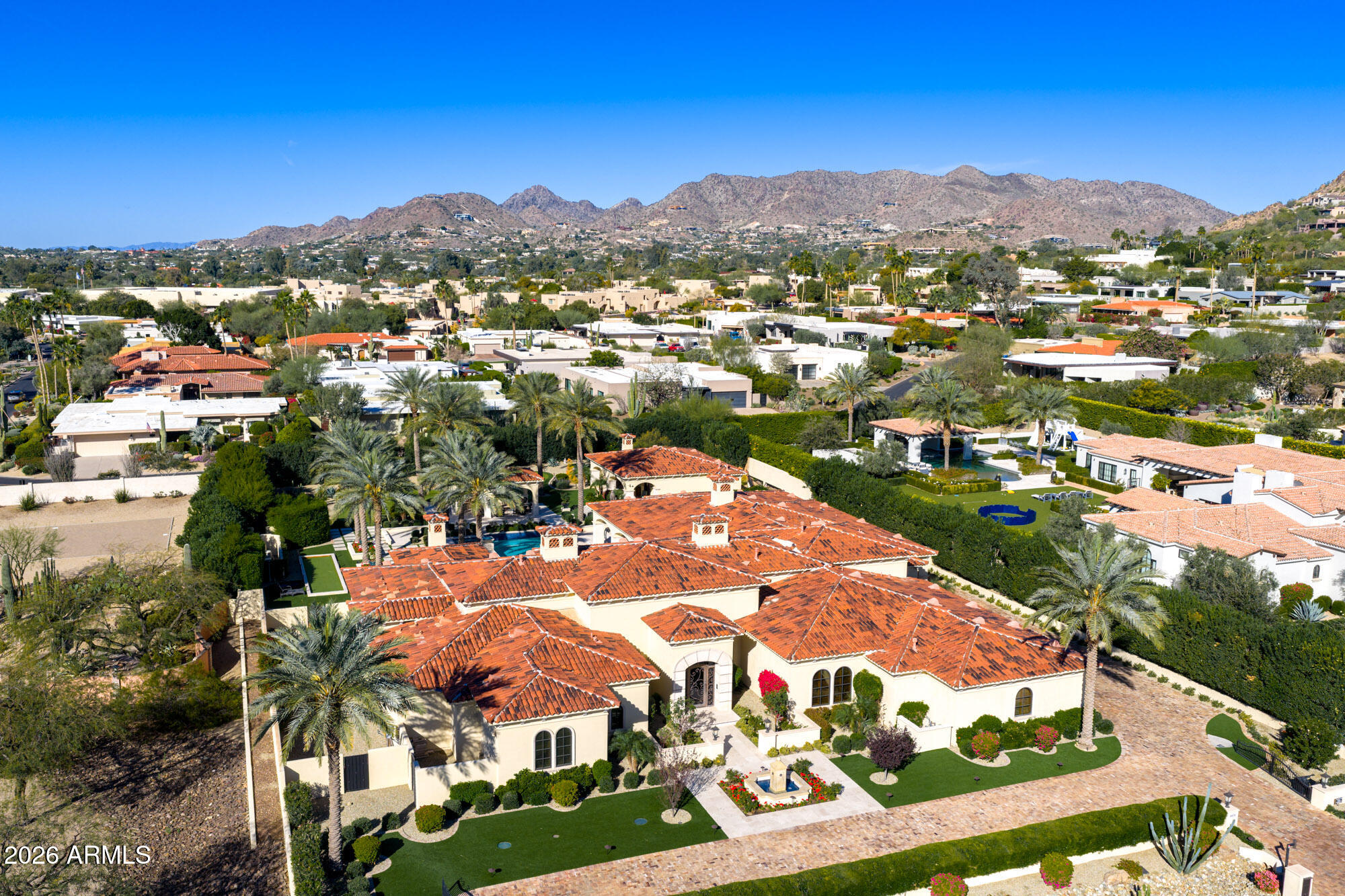 6636 N LOST DUTCHMAN Drive, Paradise Valley, AZ 85253 — Photo 1 of 57