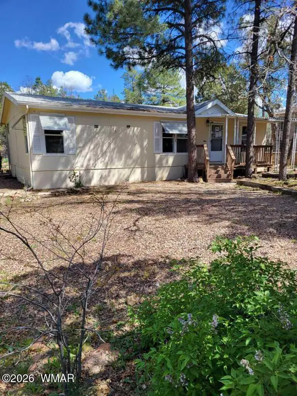 945 S 8Th Drive, Show Low, AZ 85901