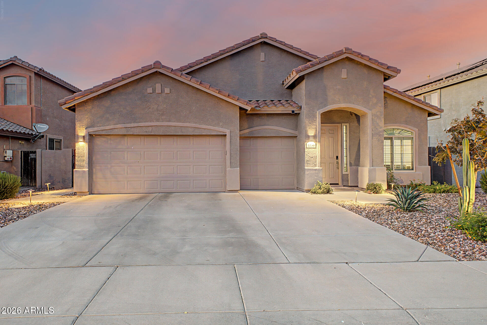 7236 W PARADISE Lane, Peoria, AZ 85382 — Photo 1 of 33
